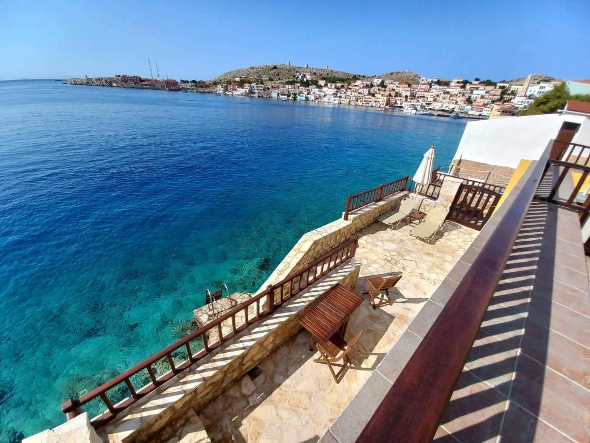 Villa Amalia Chalki Town Exterior foto