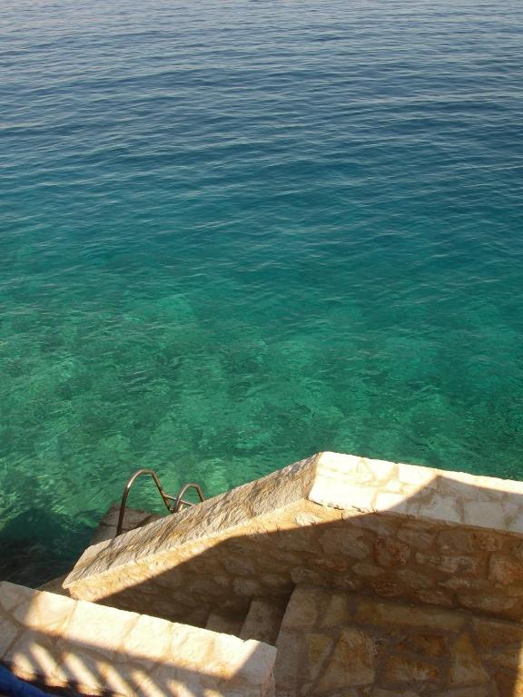 Villa Amalia Chalki Town Exterior foto